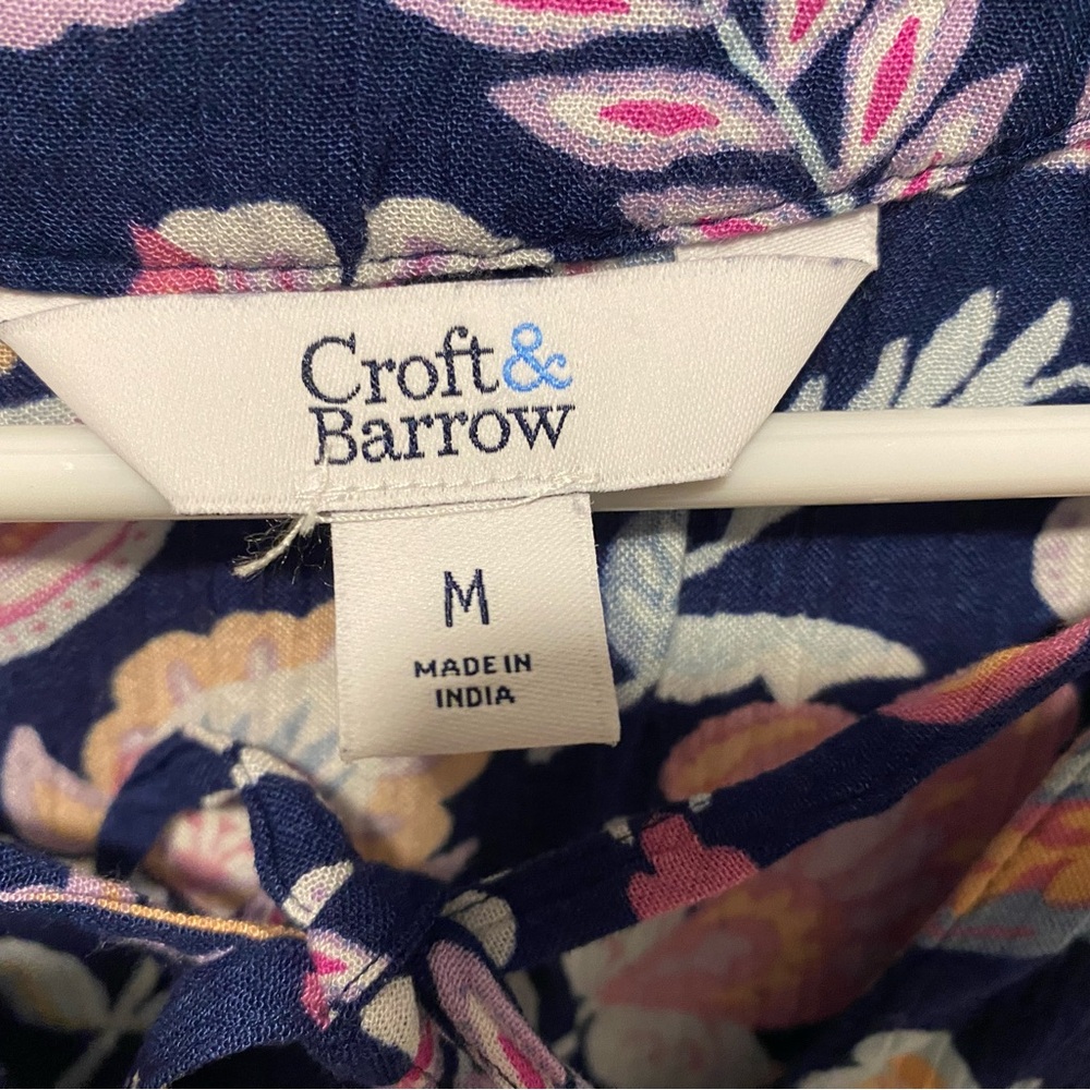 Croft & Barrow Floral Sleeveless Blouse - Navy and Pink - Picture 2 of 3
